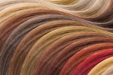ヘアカラー市場、外出機会の増加に伴い明るい髪色を好む消費者が増加
