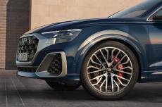 新型 Audi Q8/SQ8、よりエレガントでスポーティにアップデート