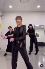 工藤静香、仲良しスタッフと一緒に踊るTikTokダンス動画を公開「ノリノリで最高です」