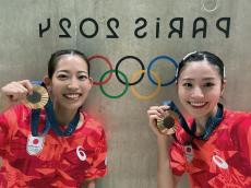 女子バドミントン 松山奈未、”シダマツ”ペアで銅メダル獲得を報告「最強で最高のパートナーです」