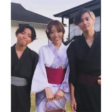 山口達也さんの元妻･高沢悠子さん、イケメン息子たちとの浴衣3ショット披露＆息子たちの成長に喜び