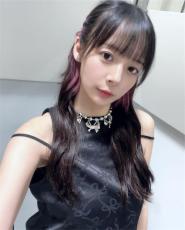 岡田紗佳、セクシーすぎる黒のドレッシー衣装が大反響「クールビューティー」