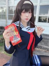 猫田あしゅ、『冴えカノ』霞ヶ丘詩羽のコスプレ姿で”ポッキーの日”ショット公開