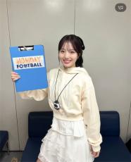 本田真凜、サッカー部マネージャー風コーデに入部希望者殺到「最高すぎじゃないですか！」