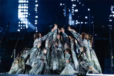 櫻坂46・ZOZOマリンスタジアム史上最大動員数の72,000人を動員、グループ4周年ライブ