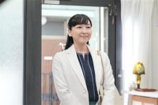 【明日のおむすび】母・愛子がお洒落な服で外出するのを父・聖人が不思議そうに見送る