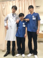  鈴木伸之×丸山智己×浜野謙太の写真が笑えると話題に！ 