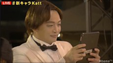  香取慎吾がMattに扮した新キャラクター“Katt”を初披露 