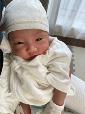  高橋ユウ、息子の一か月健診で産婦人科＆沐浴卒業 
