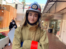 小関裕太、笑顔の“イケメン消防士”を公開「目の保養」