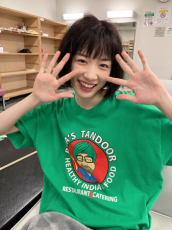 永野芽郁 クセになるTシャツ姿に悶絶「天才的に似合う」