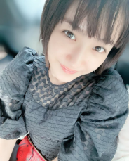 平祐奈、上目遣いショットにファン「やだっ可愛すぎ」