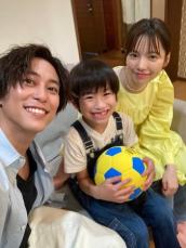 佐野岳＆島崎遥香、子どもと過ごし「幸せ３倍の１日」