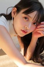 上坂すみれ ２nd写真集メイキングDVD付限定セットが発売