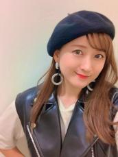 小松彩夏 甘辛MIXな秋コーデにファン「素敵っす」の声