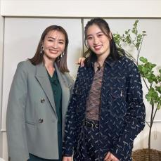 再婚の新山千春、娘･もあと笑顔で寄り添う親子ショット