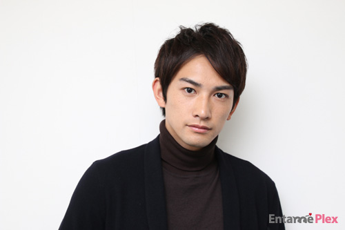 劇団EXILEがお尻を出す衝撃作！ 『スキマスキ』主演の町田啓太