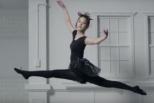 佐々木希の が丸見え 大開脚ジャンプも披露 記事詳細 Infoseekニュース 佐々木希の が丸見え 大開脚ジャンプも披露 記事詳細 Infoseekニュース