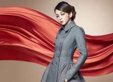  安室奈美恵、優しくも力強い歌声が染みる待望の最新作「Red Carpet」が発売！ 