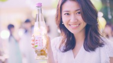  大島優子直筆サインの証拠動画など「さらりとした梅酒」新CM関連映像が続々公開！ 