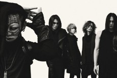  DIR EN GREY、SUGIZOとの再コラボが実現！ 最新シングル収録の「空谷の跫音」で正式音源化 