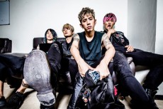  ONE OK ROCK、「Taking Off」渚園ver.のMVを公開！ 