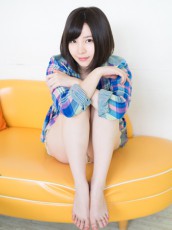  元AKB48・岩田華怜、貴重な制服＆スク水姿も！ 卒業後初のDVD発売 