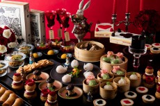 アリスのデザート＆点心ランチがヒルトン東京で開催。不思議の国へと導く白ウサギの海老蒸し餃子など登場