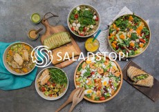 シンガポール発サラダ専門店サラダストップ！が日本初上陸。国産野菜で自分だけのオリジナルサラダを