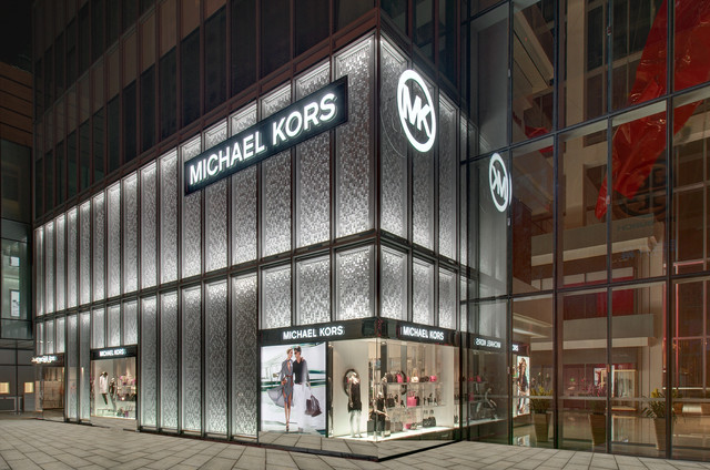 マイケル・コース、上海に中国最大店舗オープン