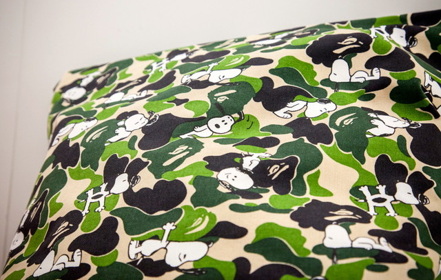 BAPE×スヌーピー、親子アイテム発売。スヌーピー来店イベントも