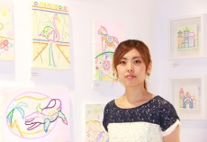 下田真由美のファンタジーなアクリル画世界、新宿伊勢丹で開催中