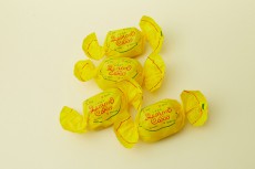 キャンディー形に包まれた懐かしの甘酸っぱさ、中目黒1904の「しまなみレモンケーキ」【レトロかわいい手土産】