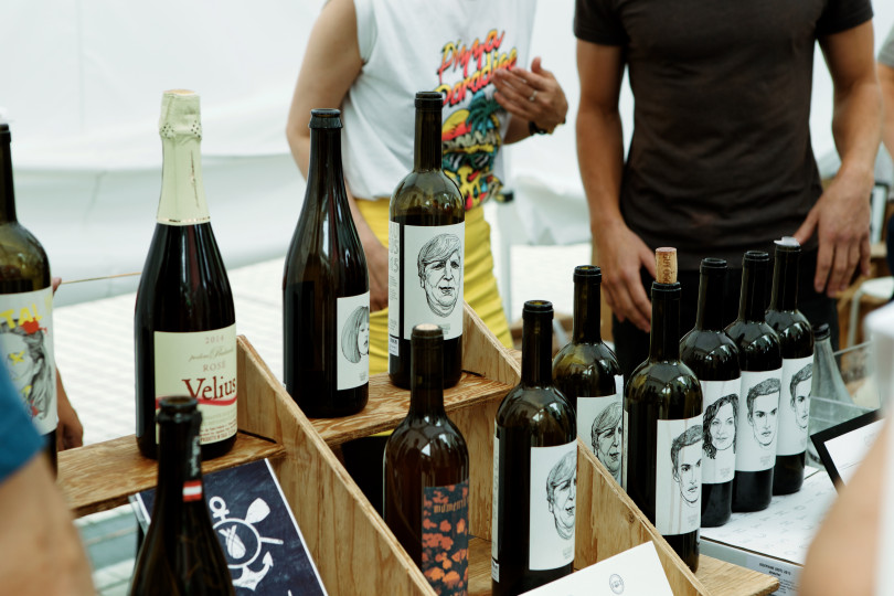 世界のワインを飲み比べ! 青山に約150種類が集結「ONE LOVE, WINE LOVE -02」開催