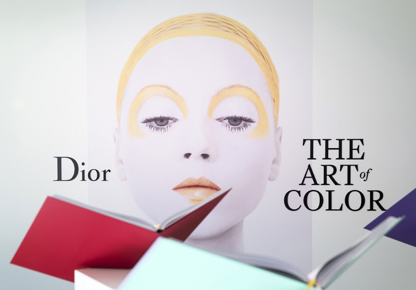 12色のブランドカラーから紐解く「ディオール アート オブ カラー展」がスタート。ベラ・ハディッドや水原希子らも美の世界を堪能