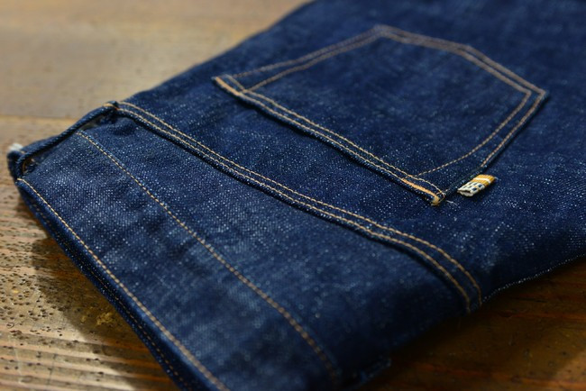 藍栽培から染めや縫いまで1本のジーンズが完成するまでを体験。デニム生産地で100万円のフルオーダージーンズ