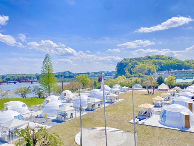 廃校になった小学校をリノベーション! 千葉県市原市の高滝湖湖畔に新たなグランピング施設が誕生