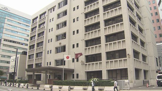 タクシー運転手が飲酒運転の疑いで現行犯逮捕 信号停車の車に追突事故