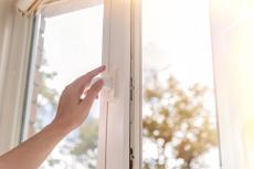 家の窓を二重サッシにして、「冷暖房代」を節約！「補助金制度」も活用できるって本当!?