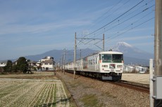 密かなブーム？都心から観光地まで乗り換えなしで行けちゃう便利な特急列車の旅