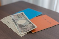 「年金では暮らせない」と思うから自分で老後のお金を準備したい。　確定拠出型年金に入るときのポイントとは？