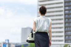 「最上階が一番偉い」優雅な生活から一転、港区タワマン妻に降りかかった「マネーの悲劇」