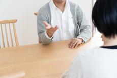 困窮する友人を助けたい、でも滞納も不安…50代女性がお金を貸す前に準備した「意外な対策」