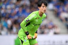 元日本代表DFも困惑「分かんないねこれ」　町田GKが飛び出し接触…ノーファウル判定が波紋