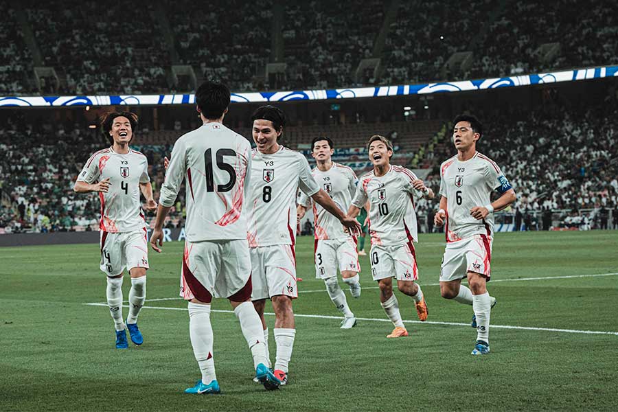 森保JがW杯最終予選3連勝　“鬼門”のアウェー・サウジ戦、鎌田&amp;小川弾で初勝利