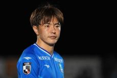 50歳と共闘で感じた「ベテランの可能性」　14年W杯戦士は今季沼津で何を見出したのか？【コラム】