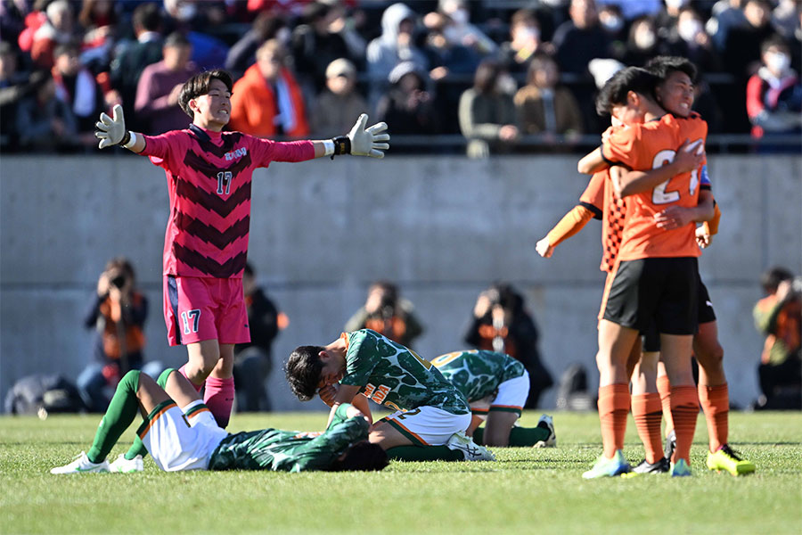 高校サッカー選手権で波乱続出　前回王者・青森山田が初戦敗退…プロ内定2人擁する日章学園も姿消す