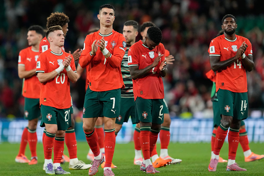 ポルトガル代表の新ユニフォームがお披露目 W杯で着用…波がモチーフ