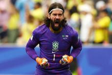 日本代表にブラジル代表が見せた気遣い 打ちひしがれる選手に歩み寄っ