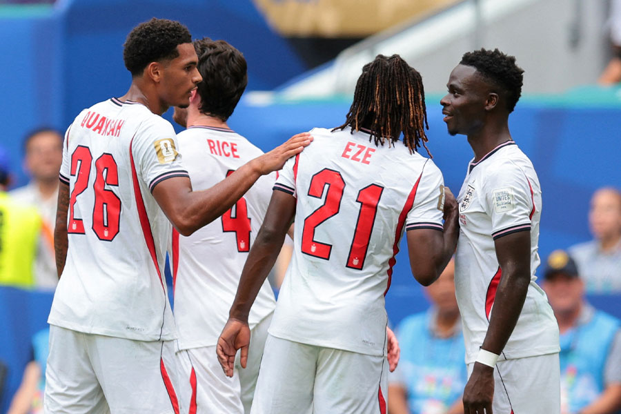 W杯の3位決定戦は衝撃の試合展開 イングランドがフランスを圧倒…前半
